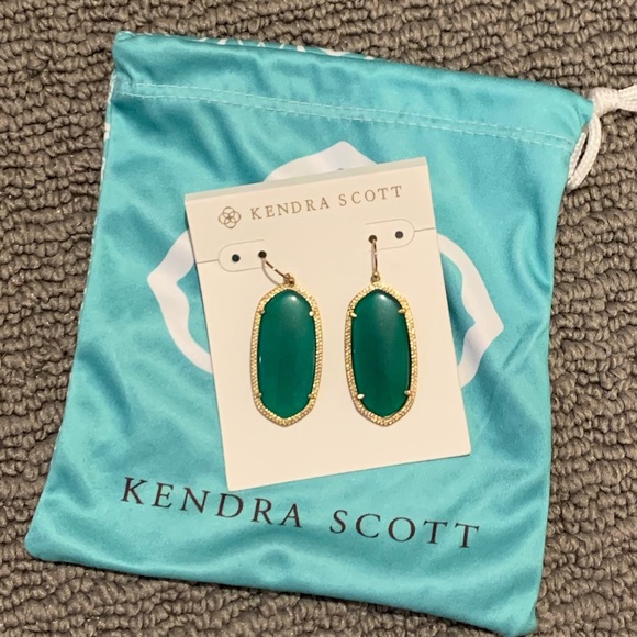Kendra Scott Jewelry - Kendra Scott Emerald Elle Earrings